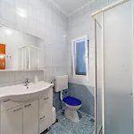 2 Bedroom Beautiful In Karbuni