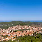 2 Bedroom Beautiful In Karbuni Apartment