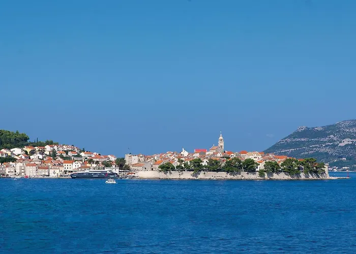 2 Bedroom Beautiful In Karbuni *